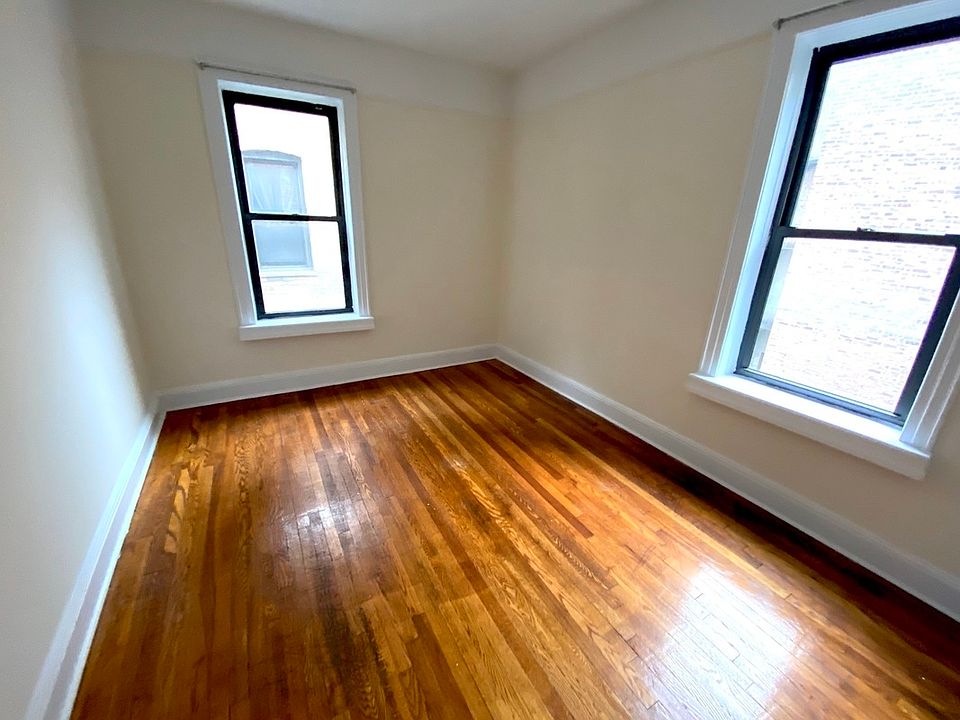 2nd image of 11-25 46th Rd #3B1