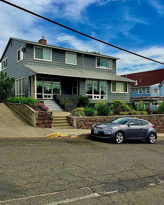 310 N Main St