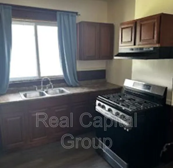 1326 3rd Ave #1326 — Photo 3