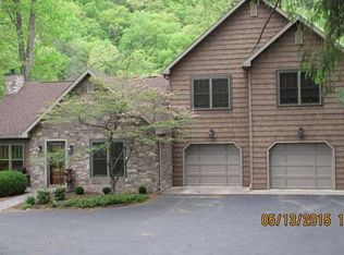 1439 Torbert Ln, Jersey Shore, PA 17740