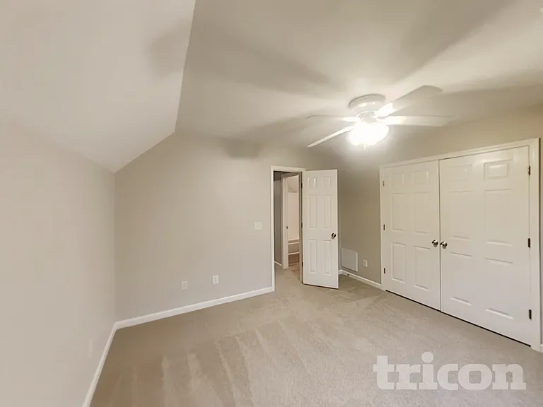 141 Sara Cir — Photo 10