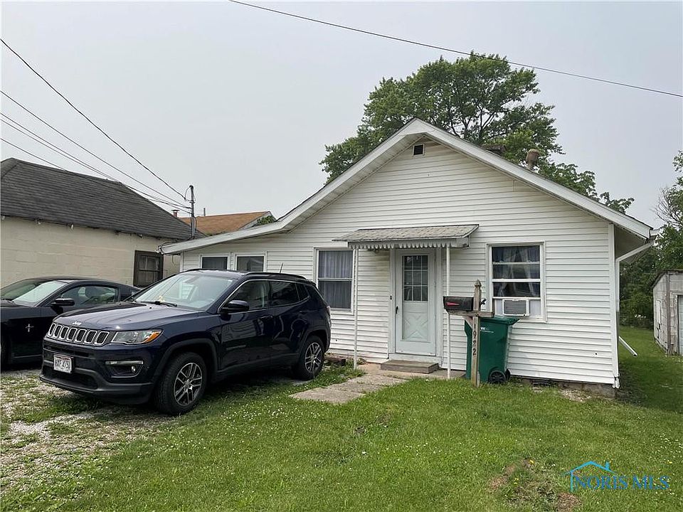 1st image of 1922 Sheffield Pl