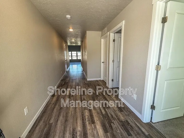 19304 Geneva Way — Photo 19
