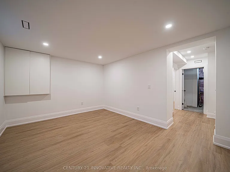 58 Carsbrooke Rd — Photo 34