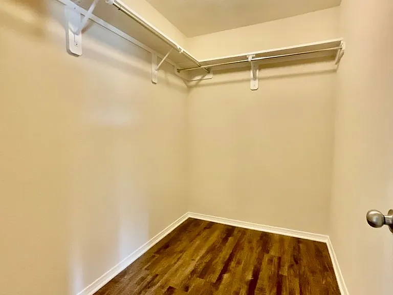 4401 Olympic Dr — Photo 15
