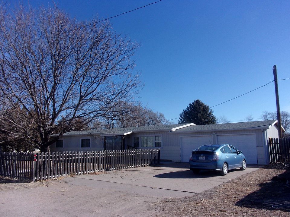 1st image of 1721 N Hayes Ave