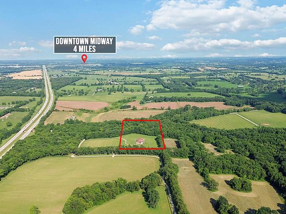 5th image of 1599 Woodlake Rd