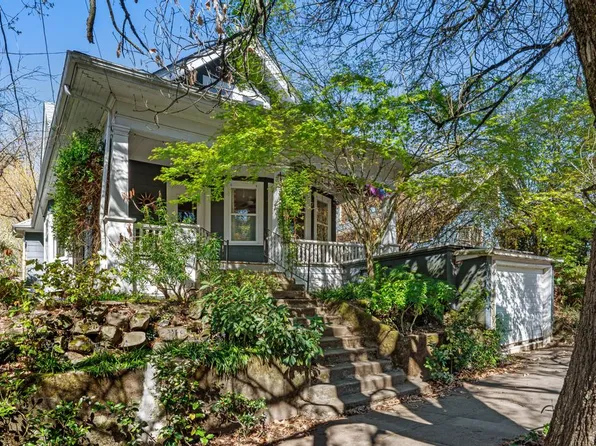 2841 SE Tibbetts St APT A, Portland, OR 97202