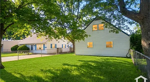 716 Dakota Ave — Photo 19