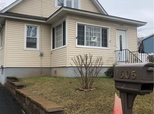 1605 W 4th St, Piscataway, NJ 08854