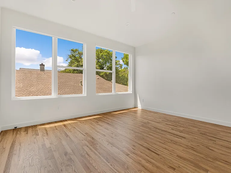 6319 Richmond Ave — Photo 19