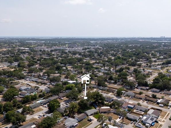 8277 82nd Ave N, Seminole, FL 33777