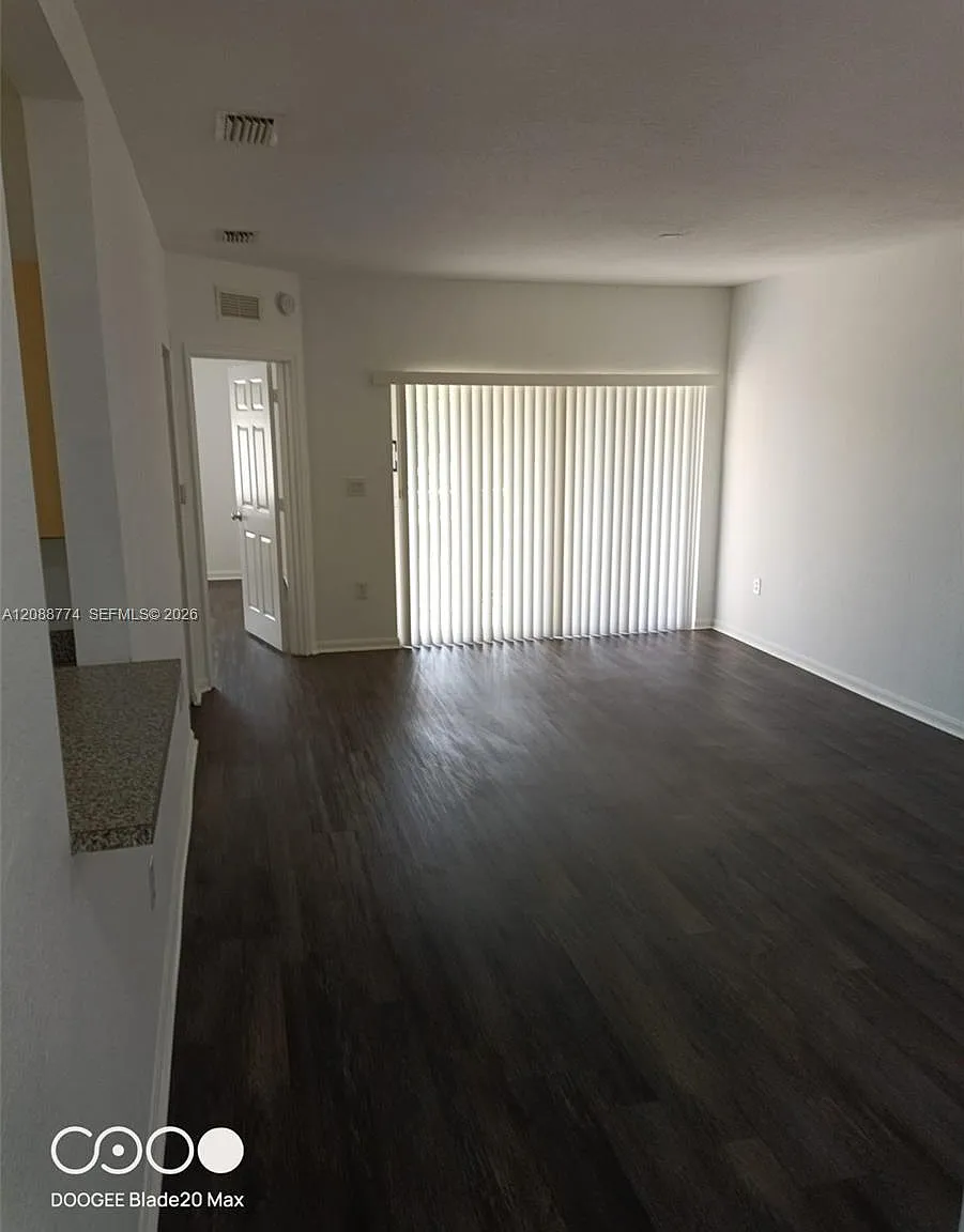 Belvedere Isles Condo No — Photo 2
