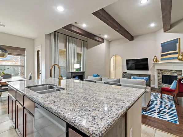 8126 Spreadwing St, Conroe, TX 77385