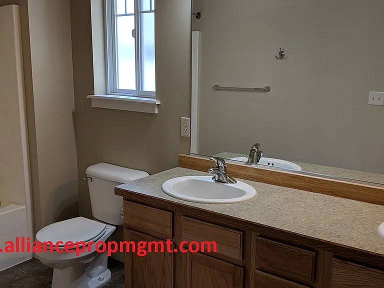 2907 Lily Dr — Photo 9