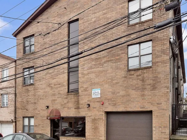 327 71st St APT 1A, Guttenberg, NJ 07093