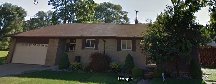1st image of 3893 11th St