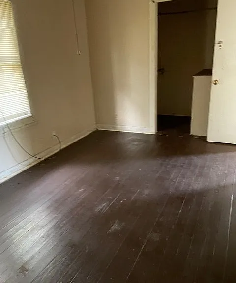 328 S Osage St — Photo 8