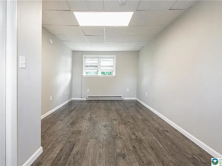 1240 Pembroke Rd — Photo 10