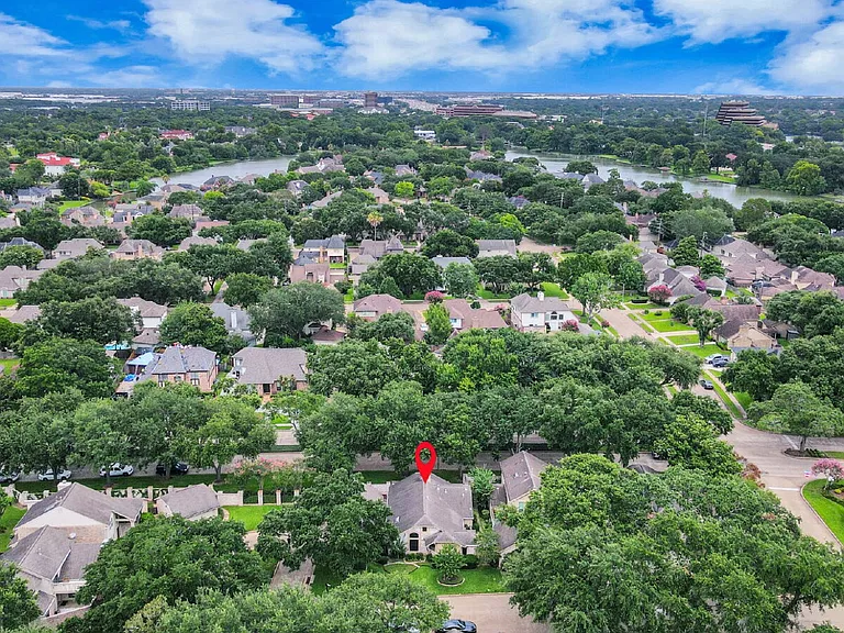 1023 Oyster Bay Dr — Photo 35