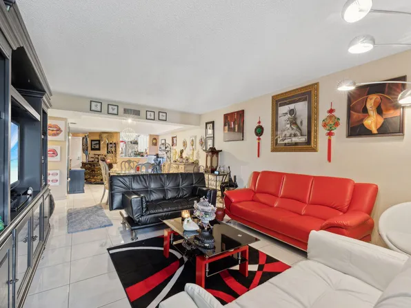 23385 Barwood Lane #408, Boca Raton, FL 33428