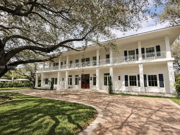 6475 SW 92nd St, Pinecrest, FL 33156