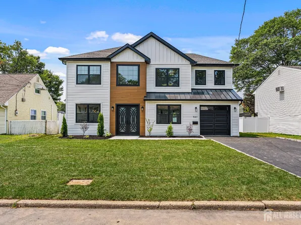 561 Semel Ave, Iselin, NJ 08830