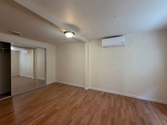 3rd image of 372 6th Ave