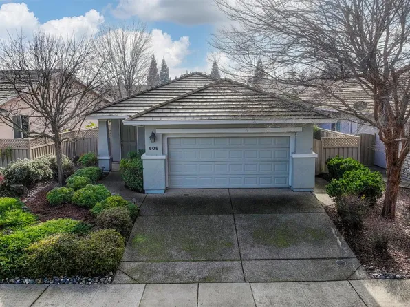 608 Wagon Wheel Ln, Lincoln, CA 95648