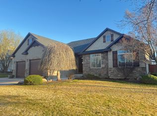 256 W 225 S, Providence, UT 84332