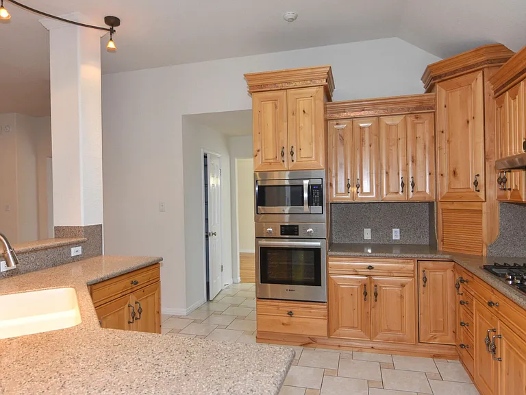 15001 Calaveras Dr — Photo 23