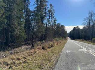 460 Riddle Mill Rd, Clover, SC 29710