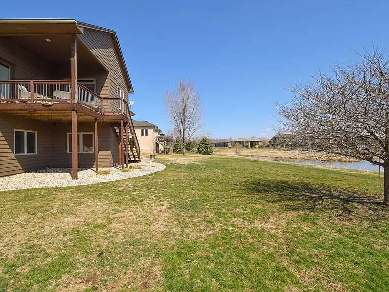 2204 S Silverthorne Ave — Photo 72