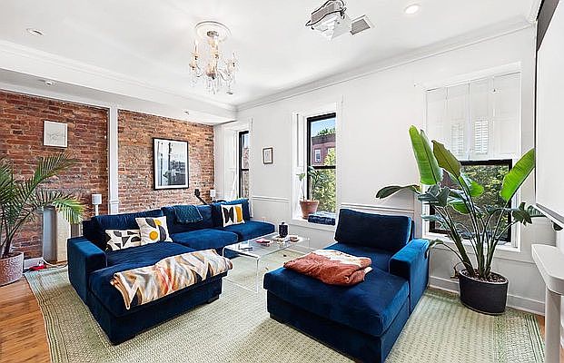 1st image of 970 Lexington Ave #2