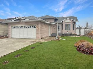 8864 S 104th Ave, Grande Prairie, AB T8X 1H9
