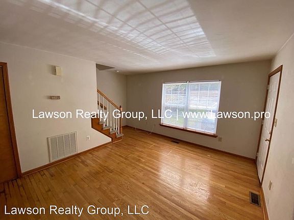 4th image of 5506 Woodland Ln