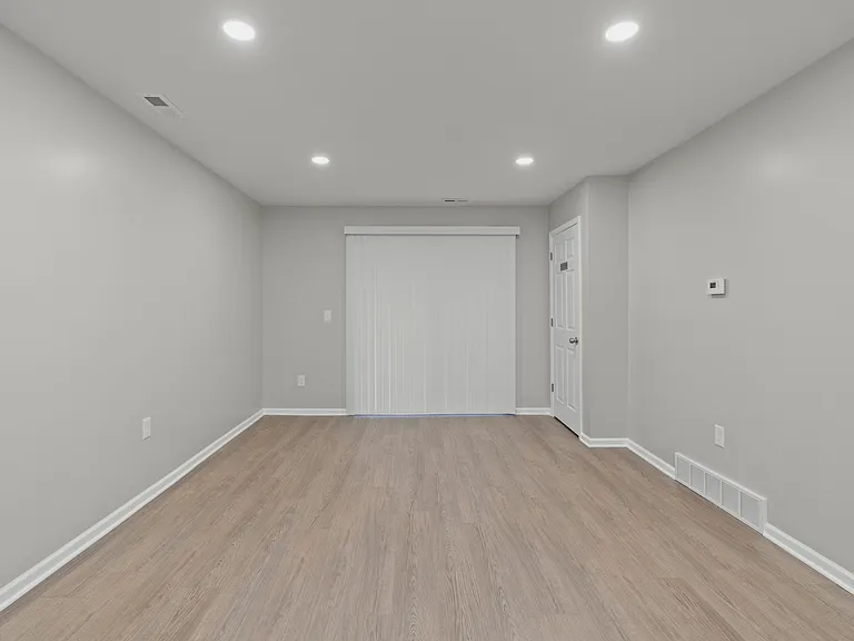 816 Asylum St #1 — Photo 11
