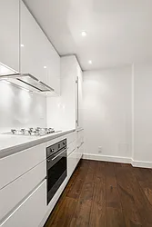 Rented by New York Casas Ltd.