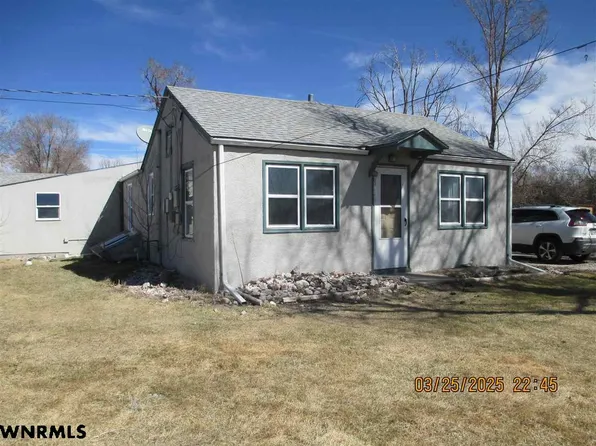 1025 W Adler Dr, Scottsbluff, NE 69361