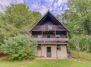 1446 Summer Rd, Hendersonville, NC 28792