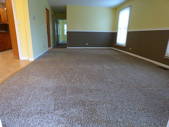 4th image of 1712 Fayette Walk APT C