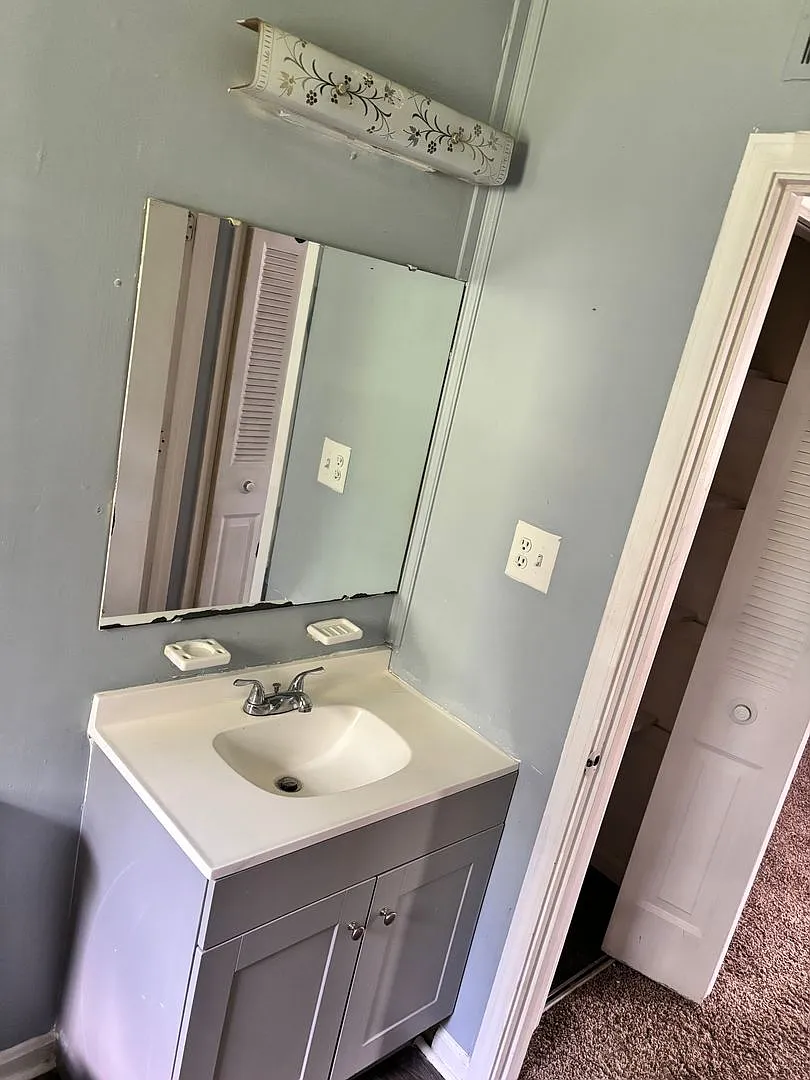 354 Shelby Ave — Photo 4