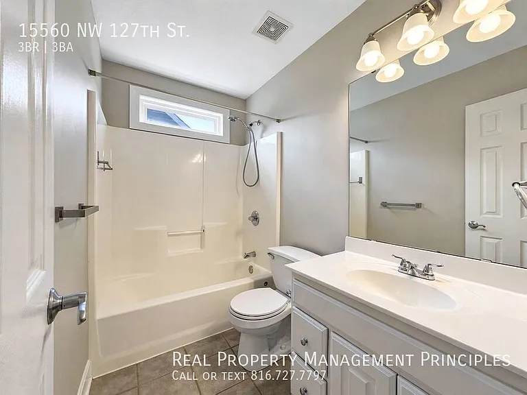 15560 NW 127th St — Photo 12
