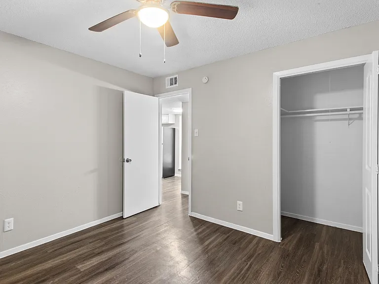 Flats at Berkman — Photo 20