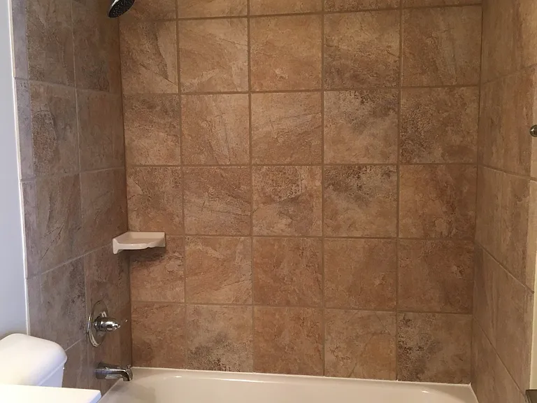 Riverbend Apartments — Photo 12