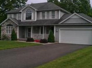 9 Applewood Dr, Ludlow, MA 01056
