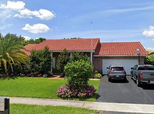 5180 SW 21st St, Plantation, FL 33317