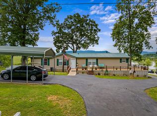 1481 Muddy Creek Rd, Dandridge, TN 37725