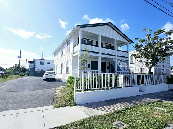 914 10th St #C, West Palm Beach, FL 33401