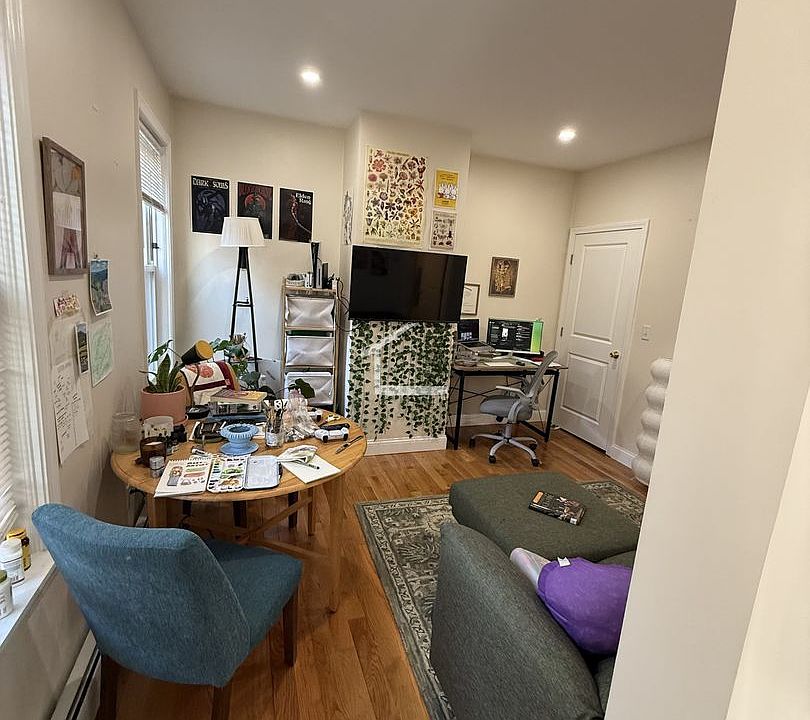 1st image of 43 Cameron St #1